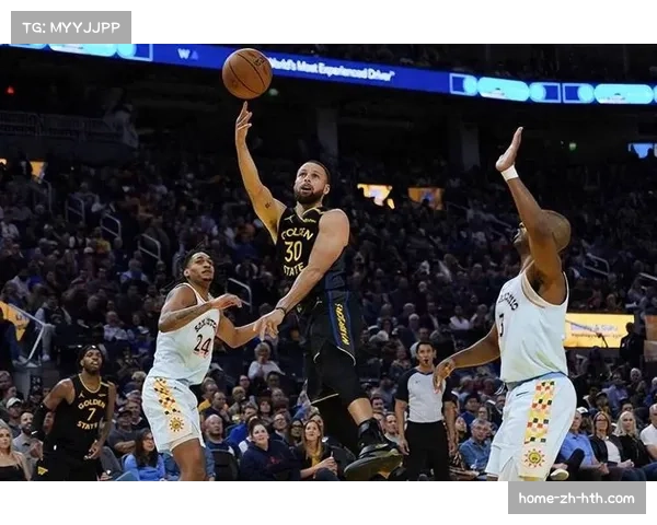 库里肘击巴恩斯被吹进攻犯规 勇士加时落败暴露关键球困境